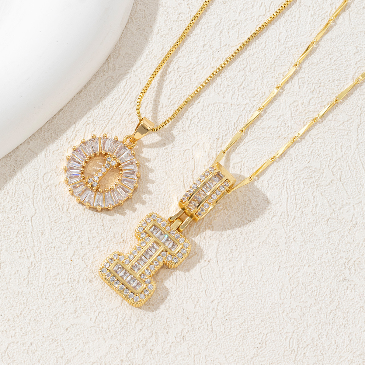 Letter Necklace 14k Gold Plated Bling Dainty Necklaces Trendy Chunky Custom Name Necklace Personalized Round Circle Pendant Zirconia Letters Name Crystal Jewelry Gifts for Women - soufeelmy