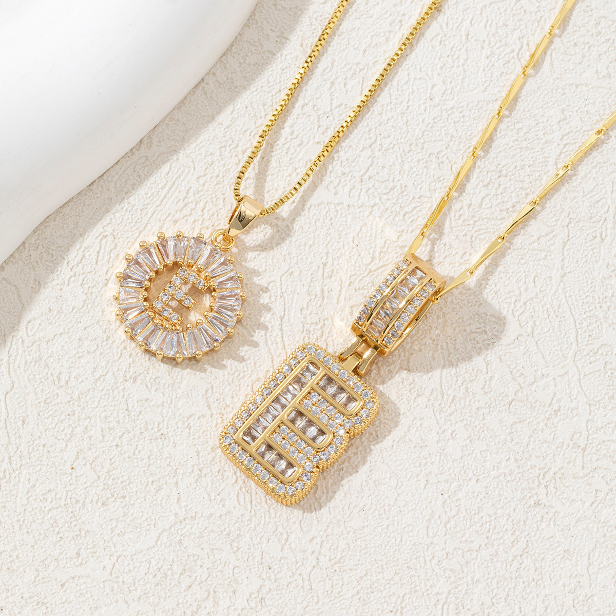 Letter Necklace 14k Gold Plated Bling Dainty Necklaces Trendy Chunky Custom Name Necklace Personalized Round Circle Pendant Zirconia Letters Name Crystal Jewelry Gifts for Women - soufeelmy