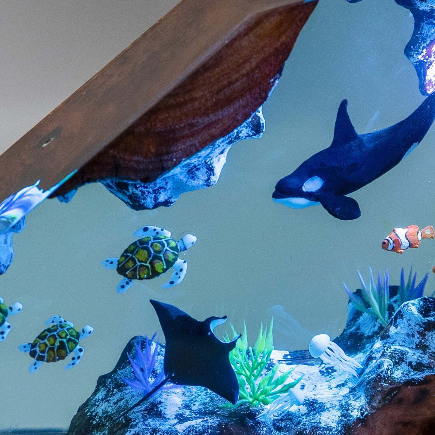 Art Resin Lamp Night Light Killer Whale and Sea Turtle Home Decor Gift Unique Birthday Gift Ideas - soufeelmy