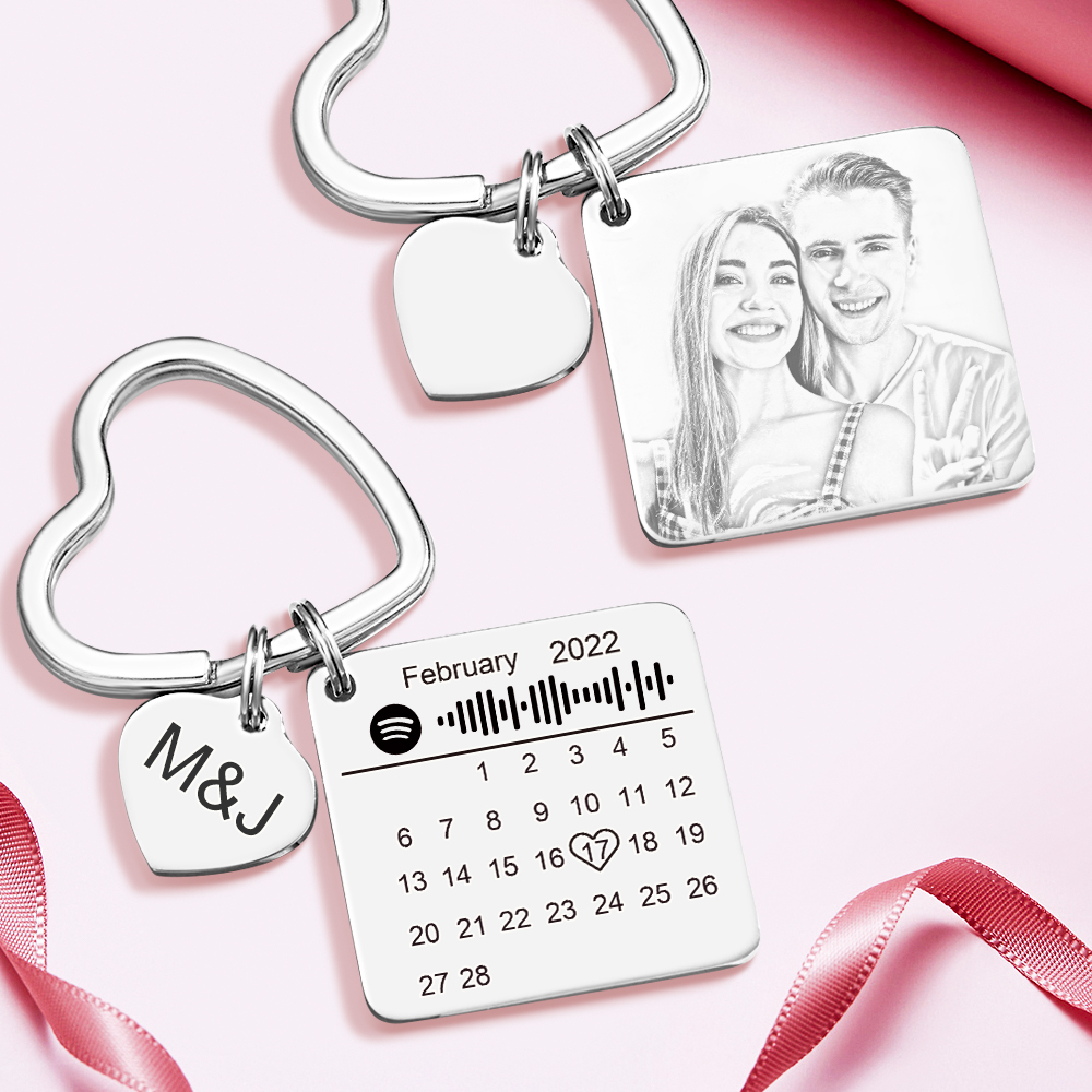 Custom Spotify Calendar Custom Calendar Photo Keychain Anniversary Gifts Heart Shape Keychain Couple Gift - soufeelmy