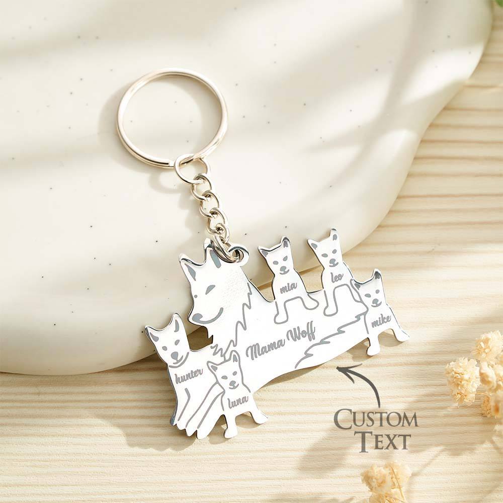 Personalized Wolf Keychain with Engraved Family Names Gift for Family - soufeelmy