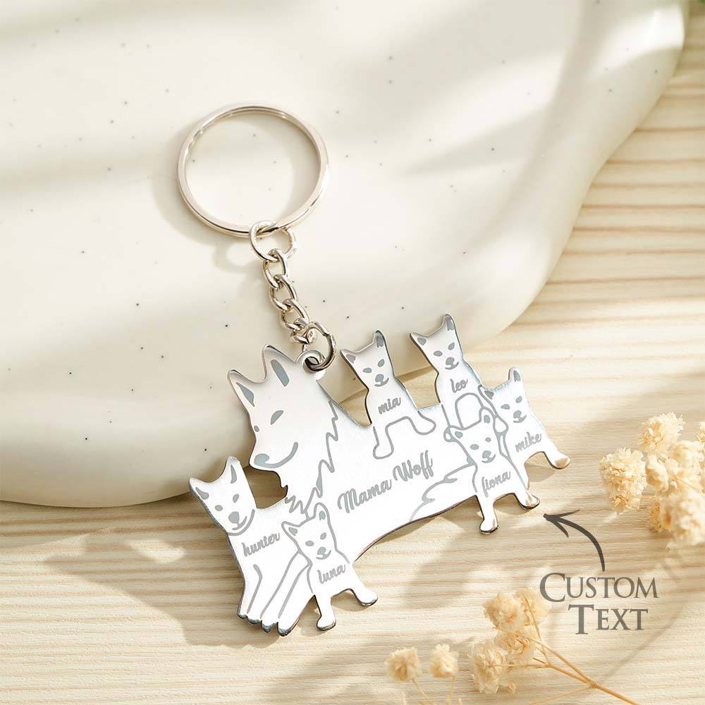 Personalized Wolf Keychain with Engraved Family Names Gift for Family - soufeelmy