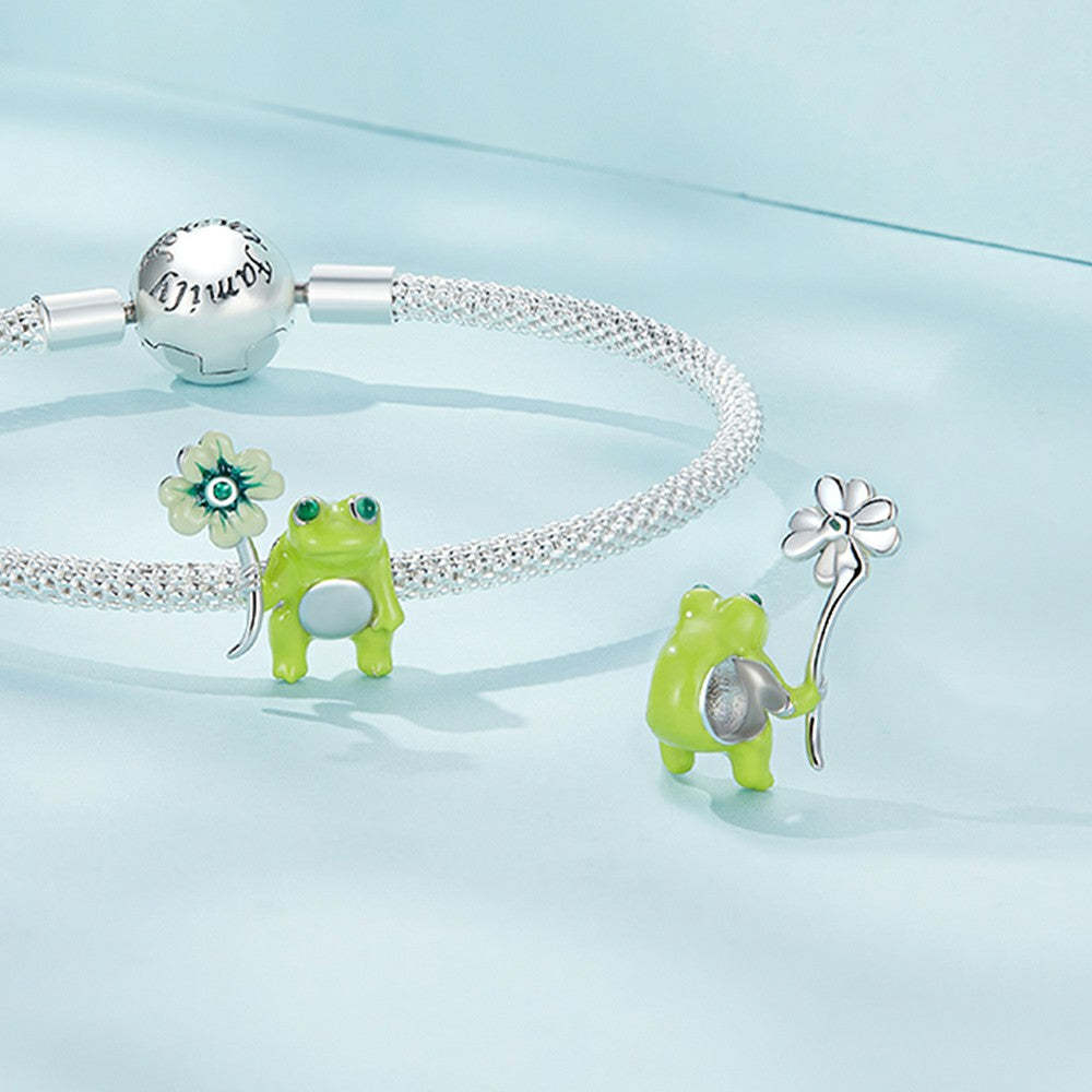 lucky clover frog green charm 925 sterling silver xs2074