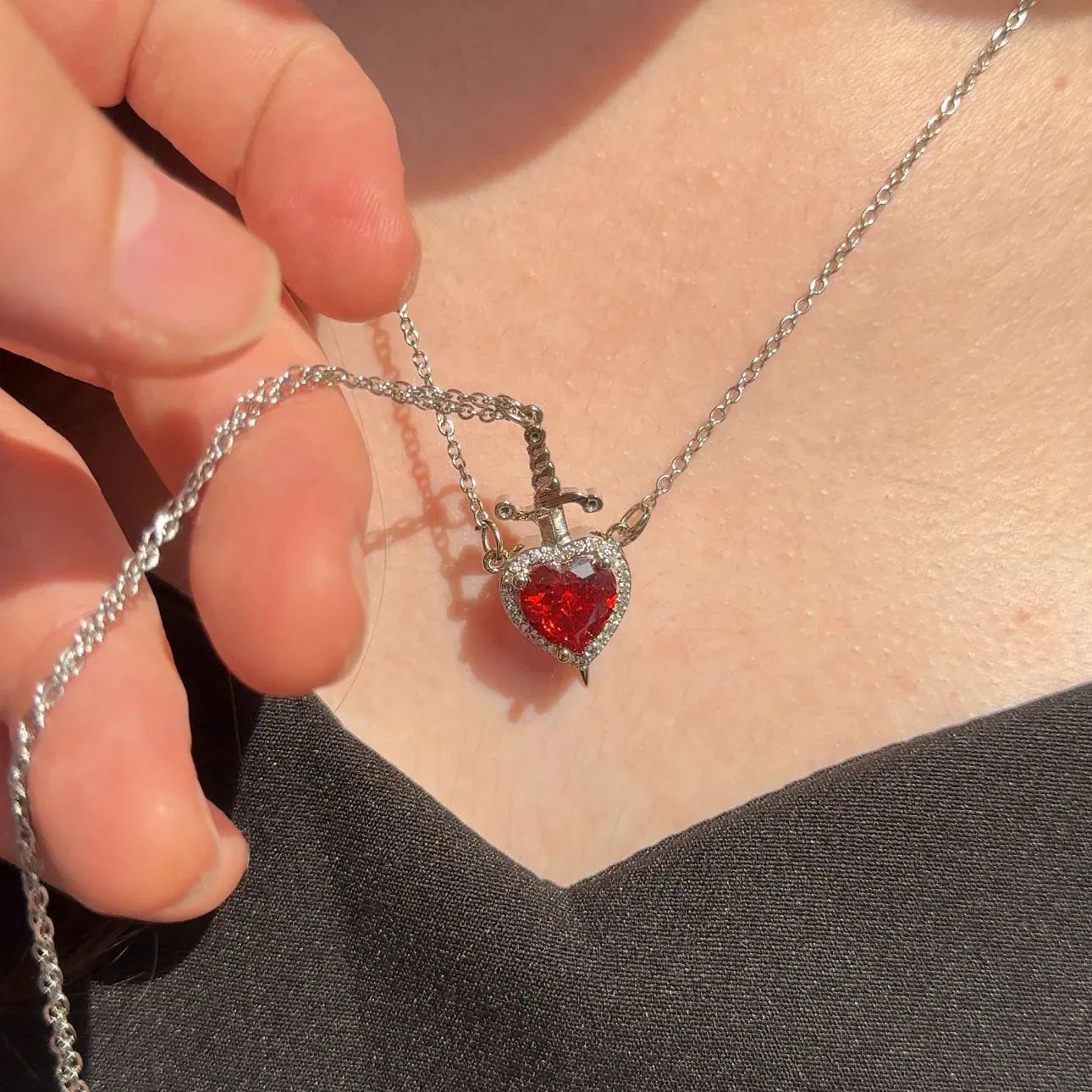 An Arrow Through The Heart Necklace Couple Necklace Set Heart-Shaped Necklace The Best Gift For Couples On Valentine's Day - soufeelmy