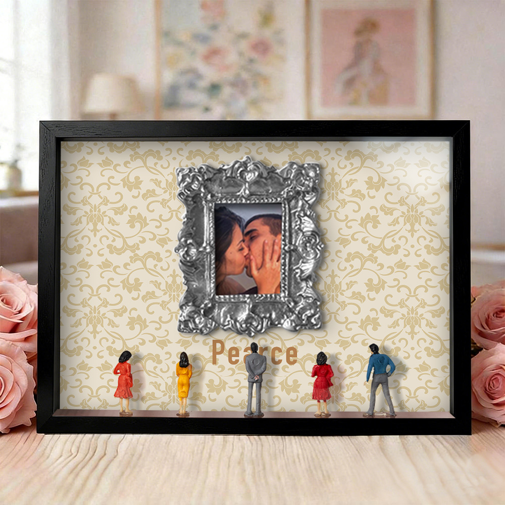 Custom Name Museum of Us Frame Personalized Family Gift Cute Miniature Museum Gifts Meaningful Gift Mother's Day gift - soufeelau