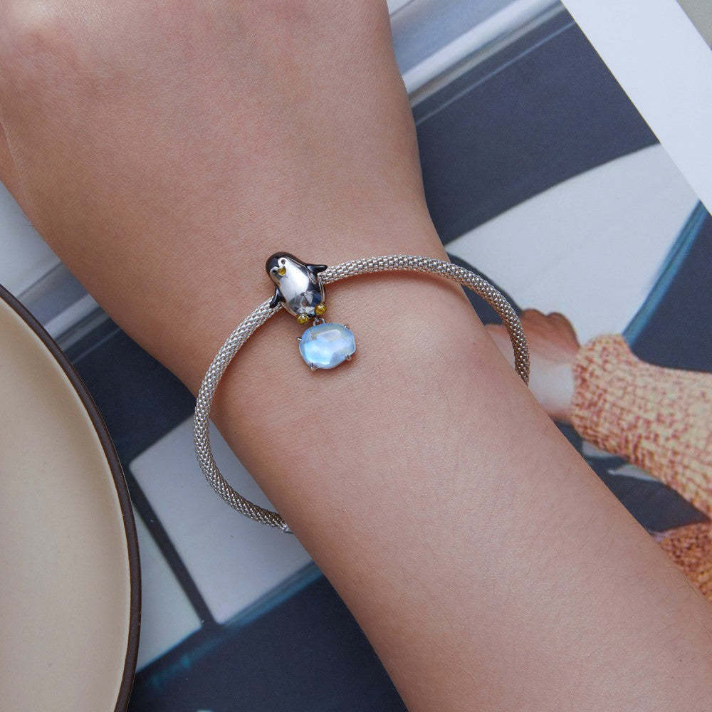 penguin enamel charm 925 sterling silver dy1364