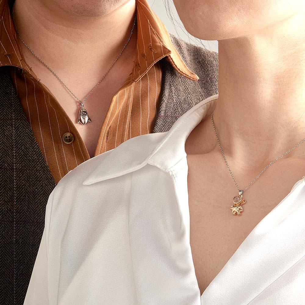 Custom Projection Couple Necklace Astronaut Creative Gift - soufeelau