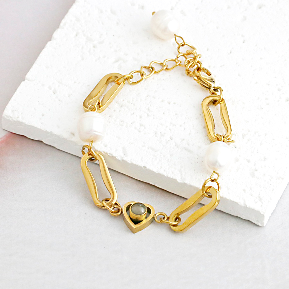 Custom Photo Projection Circle Heart Bracelet 18k Gold Plated Stainless Steel Cuban Link Freshwater Baroque Pearl Waterproof Bracelet Gift for Her - soufeelau