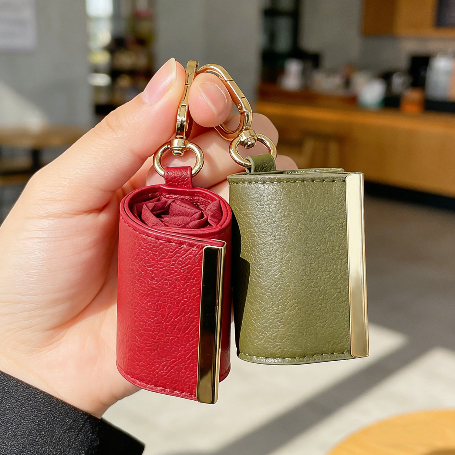 Foldable Tote Bag Keychain Reusable Eco Shopping Bag, Compact & Portable Travel Accessory - soufeelau