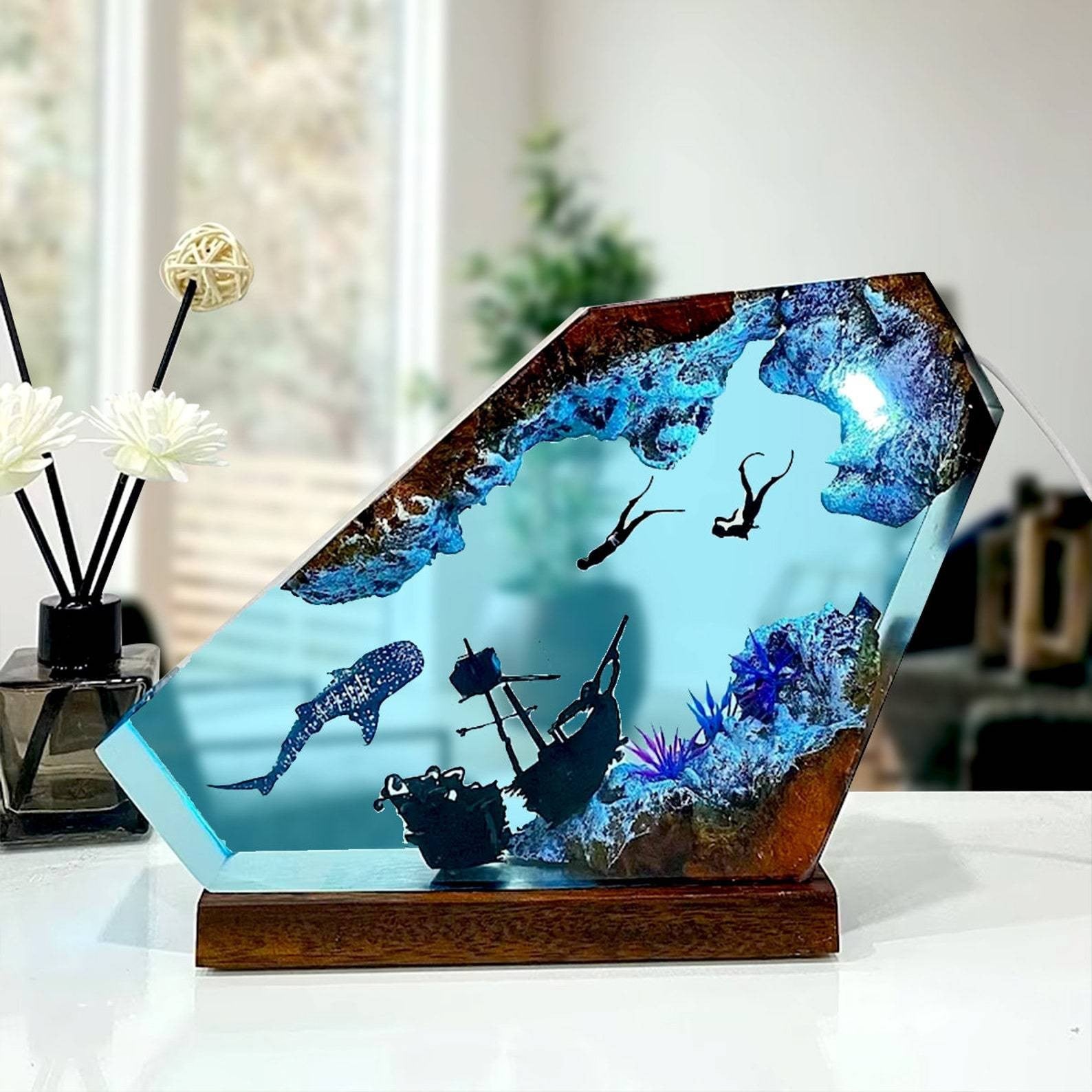 Art Resin Lamp Night Light Whale and Couple Diver Home Decor Gift Unique Birthday Gift Ideas - soufeelau