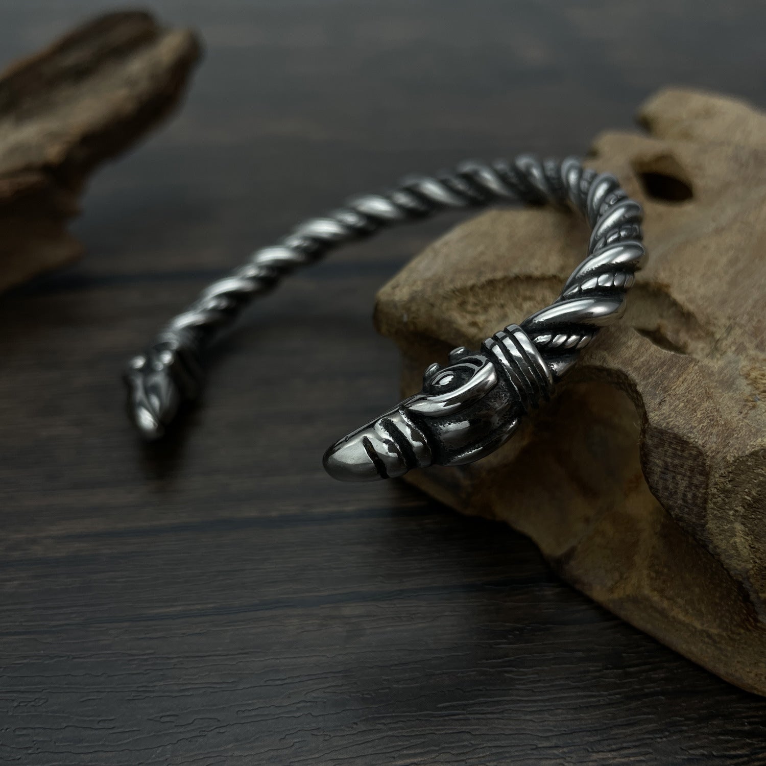Retro Twist Men's Bracelet Open Eagle Head Jewelry - soufeelau