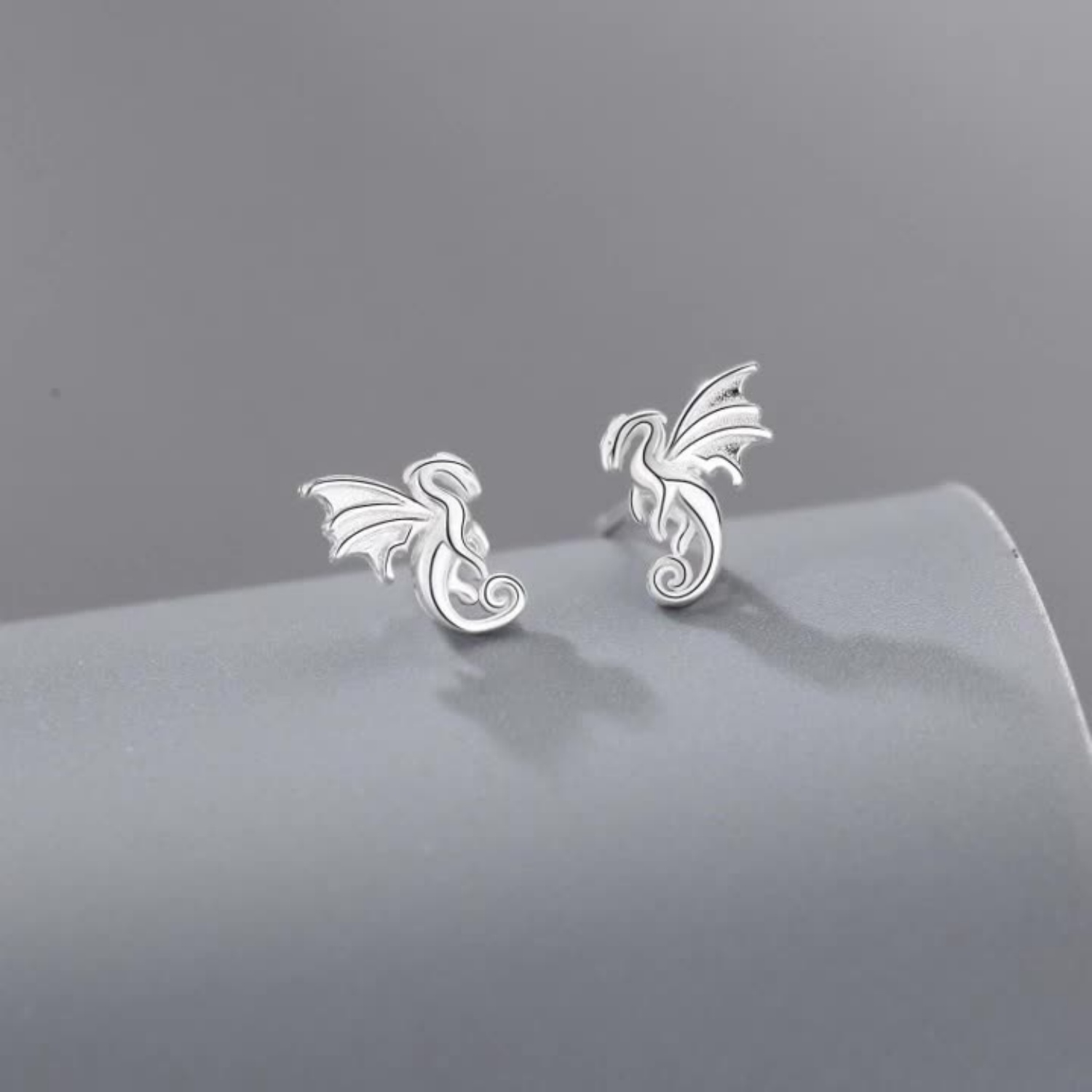 Small Sterling Silver Dragon Stud Earrings Dragon Earrings Small Dragon Stud - soufeelau