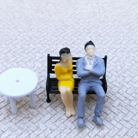 Sitting Figures 1:50 (Pack of 5)