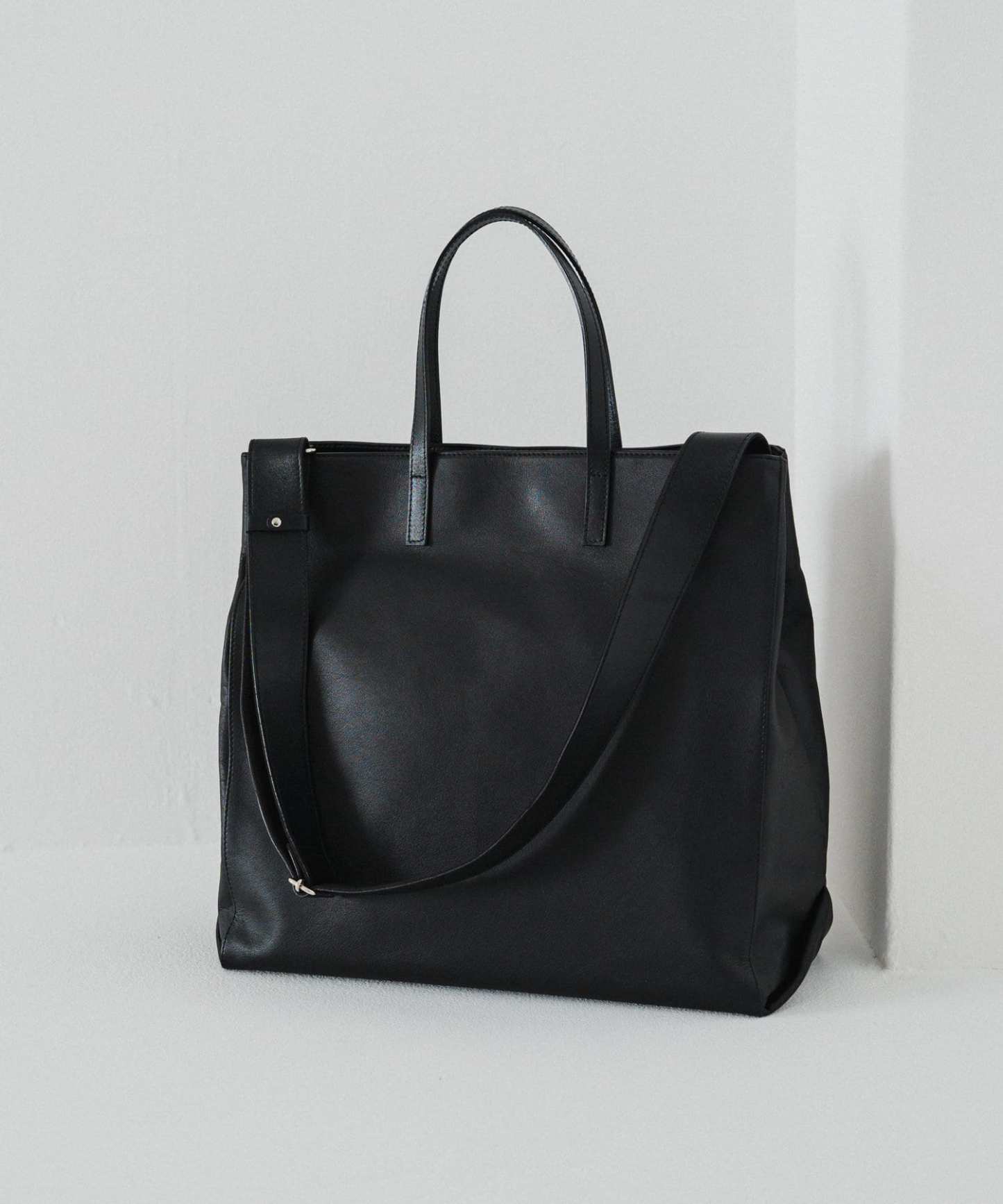 Russet Leather Big Tote