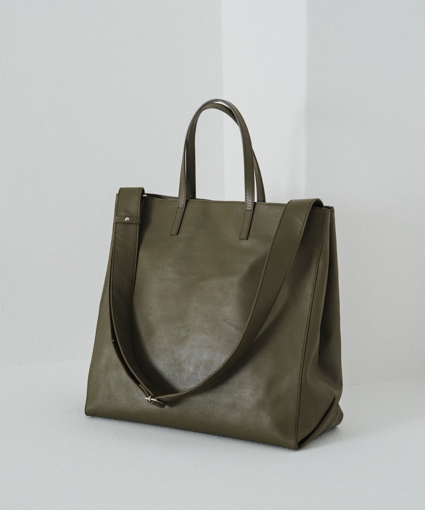 Russet Leather Big Tote