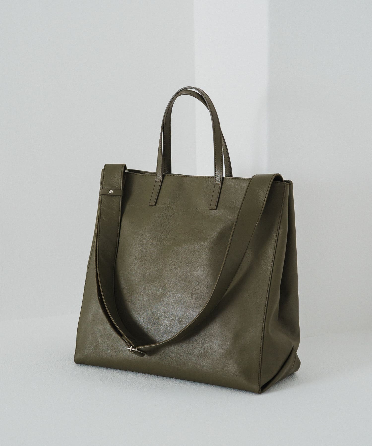 Russet Leather Big Tote