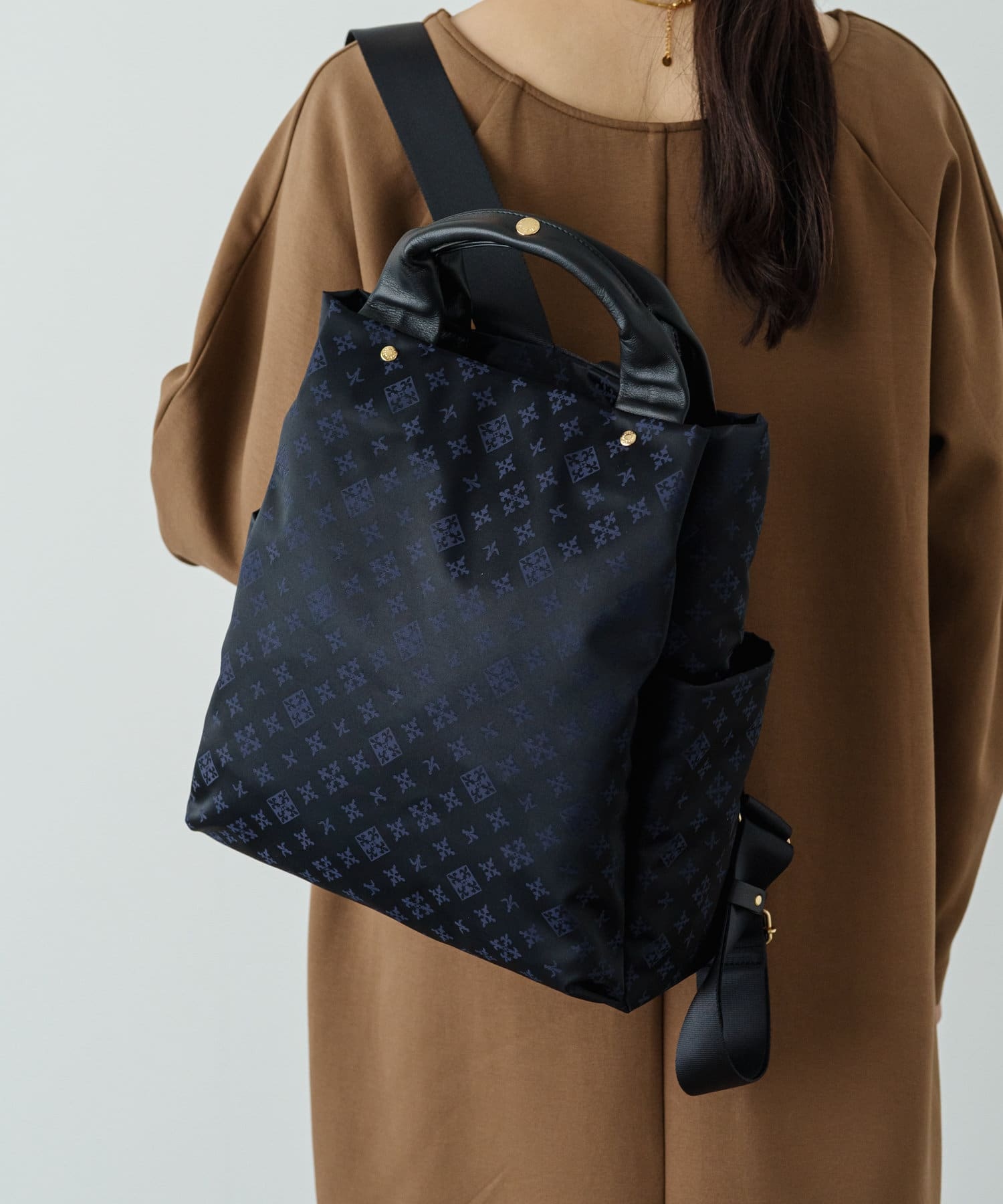 *4-6 WEEKS* (220)Russet 2 Handle Backpack