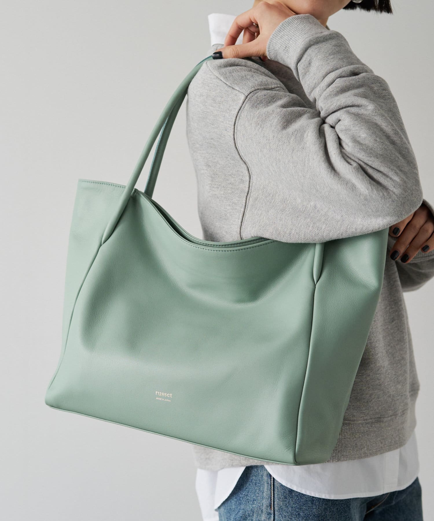 Russet [Soft leather] Simple tote bag 