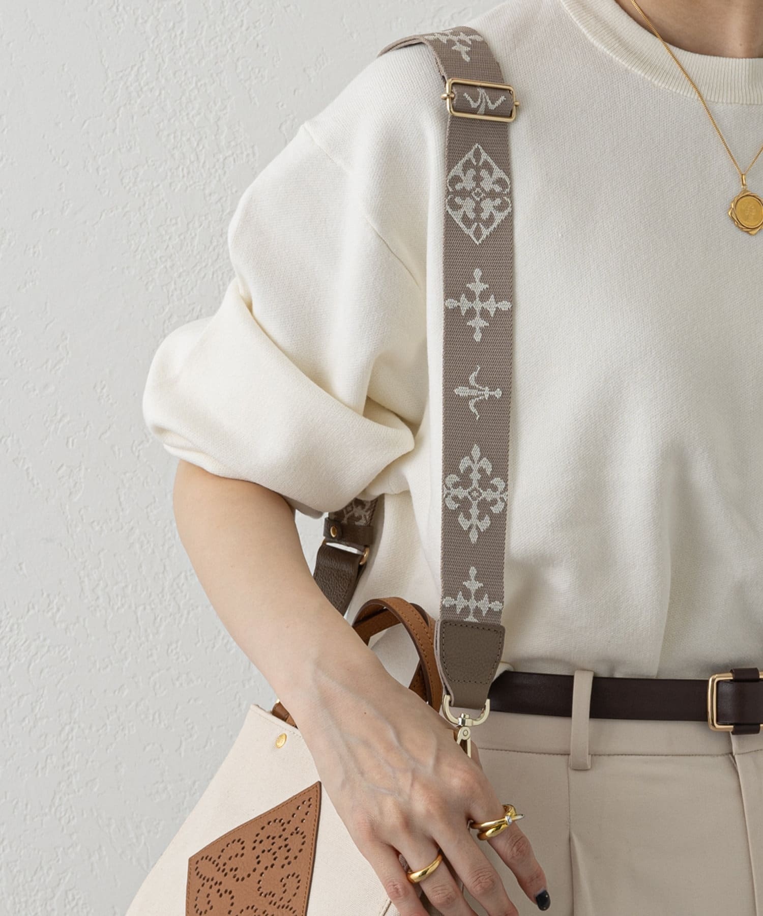 Russet Arrange Shoulder Belt (Monogram)