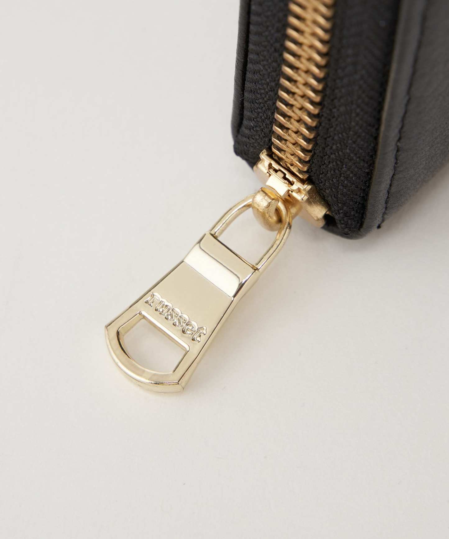 Russet Monogram Plate Round Zip Wallet