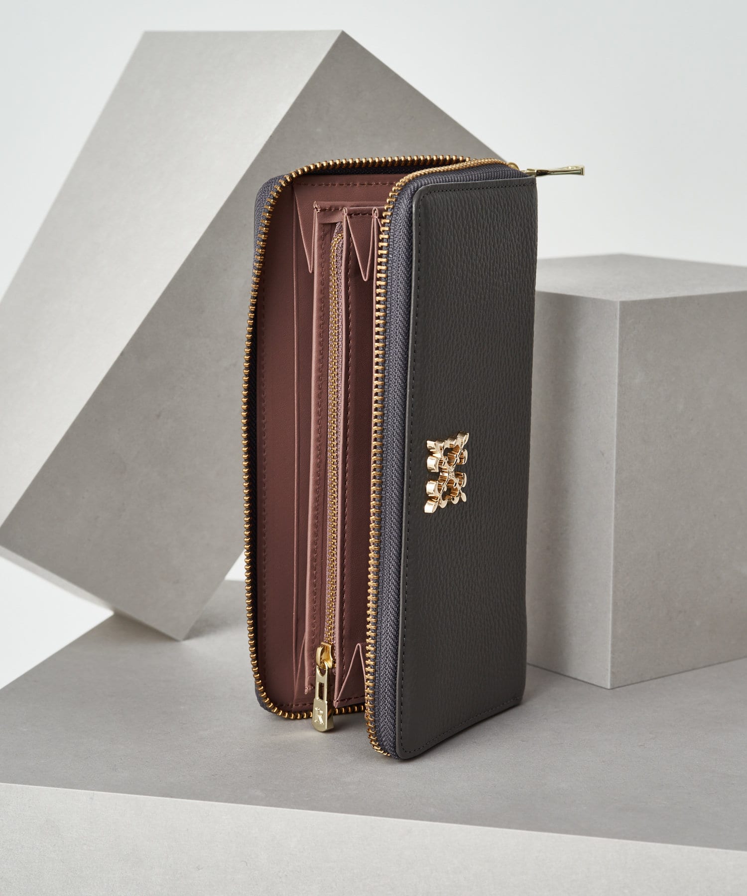 Russet Monogram Plate Round Zip Wallet