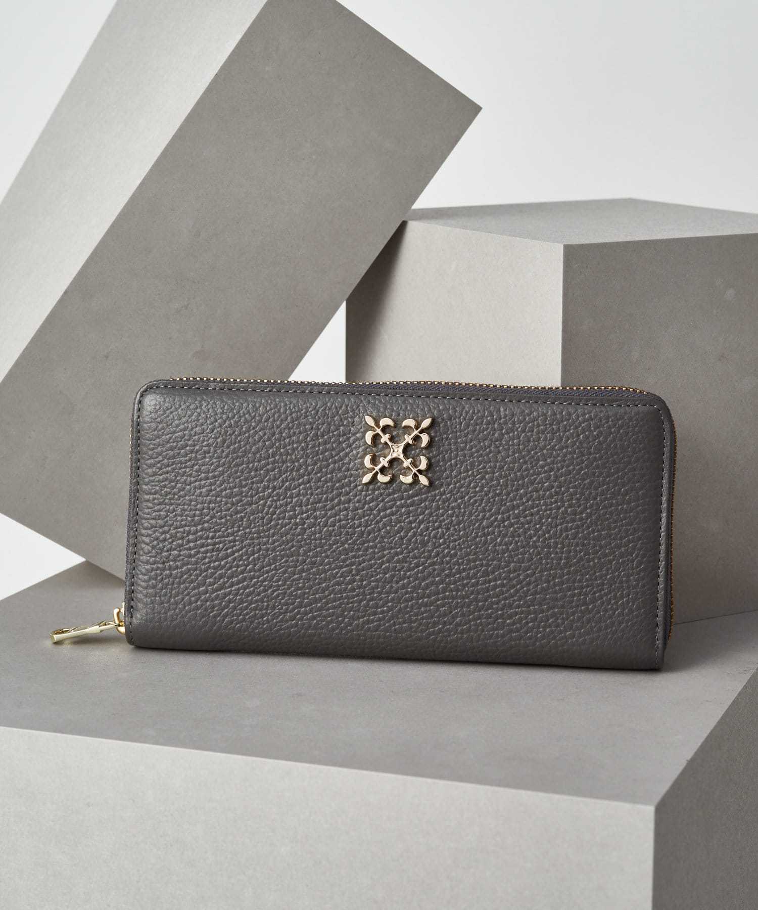 Russet Monogram Plate Round Zip Wallet