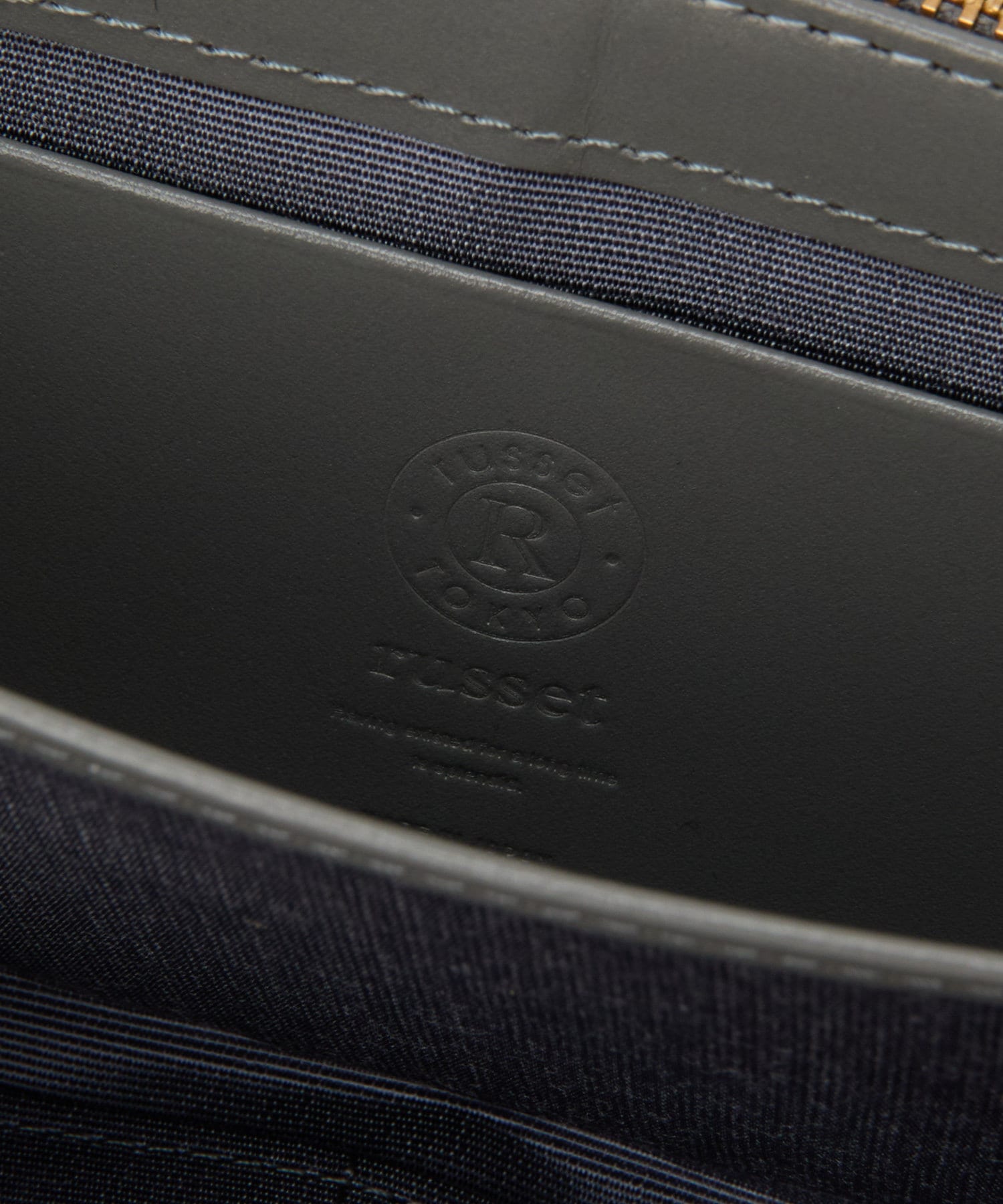 Russet Monogram Plate Round Zip Wallet