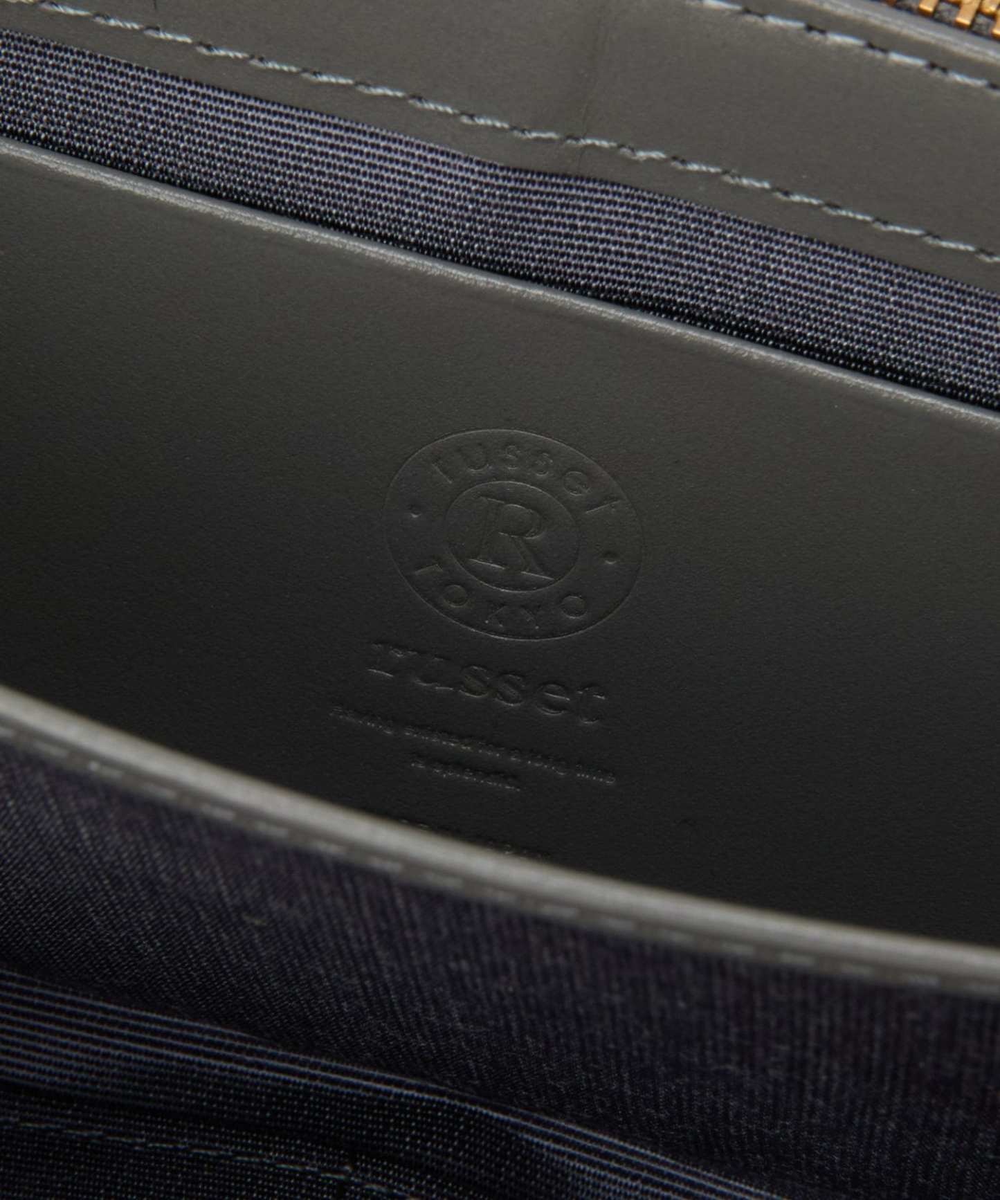 Russet Monogram Plate Round Zip Wallet