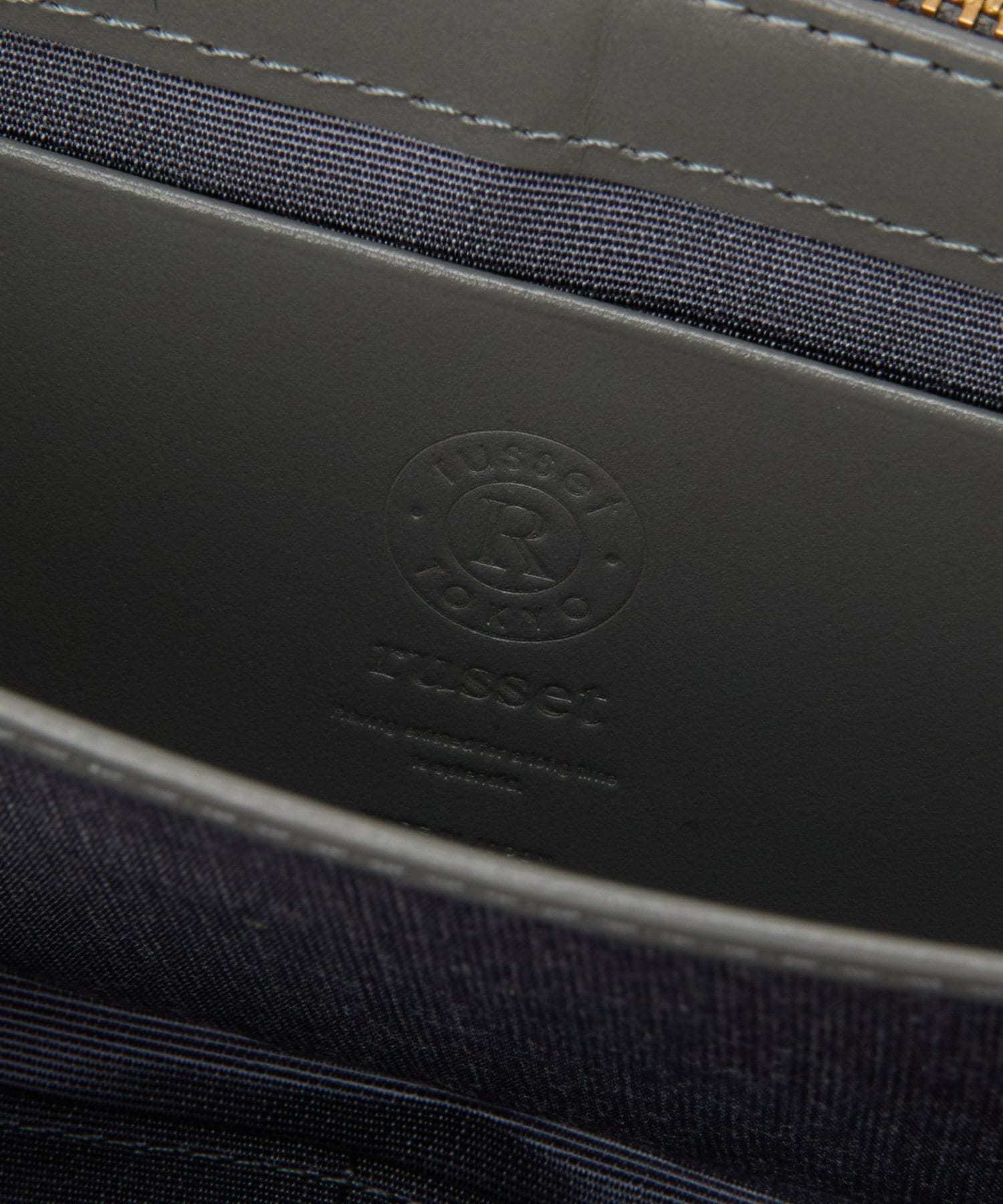 Russet Monogram Plate Round Zip Wallet