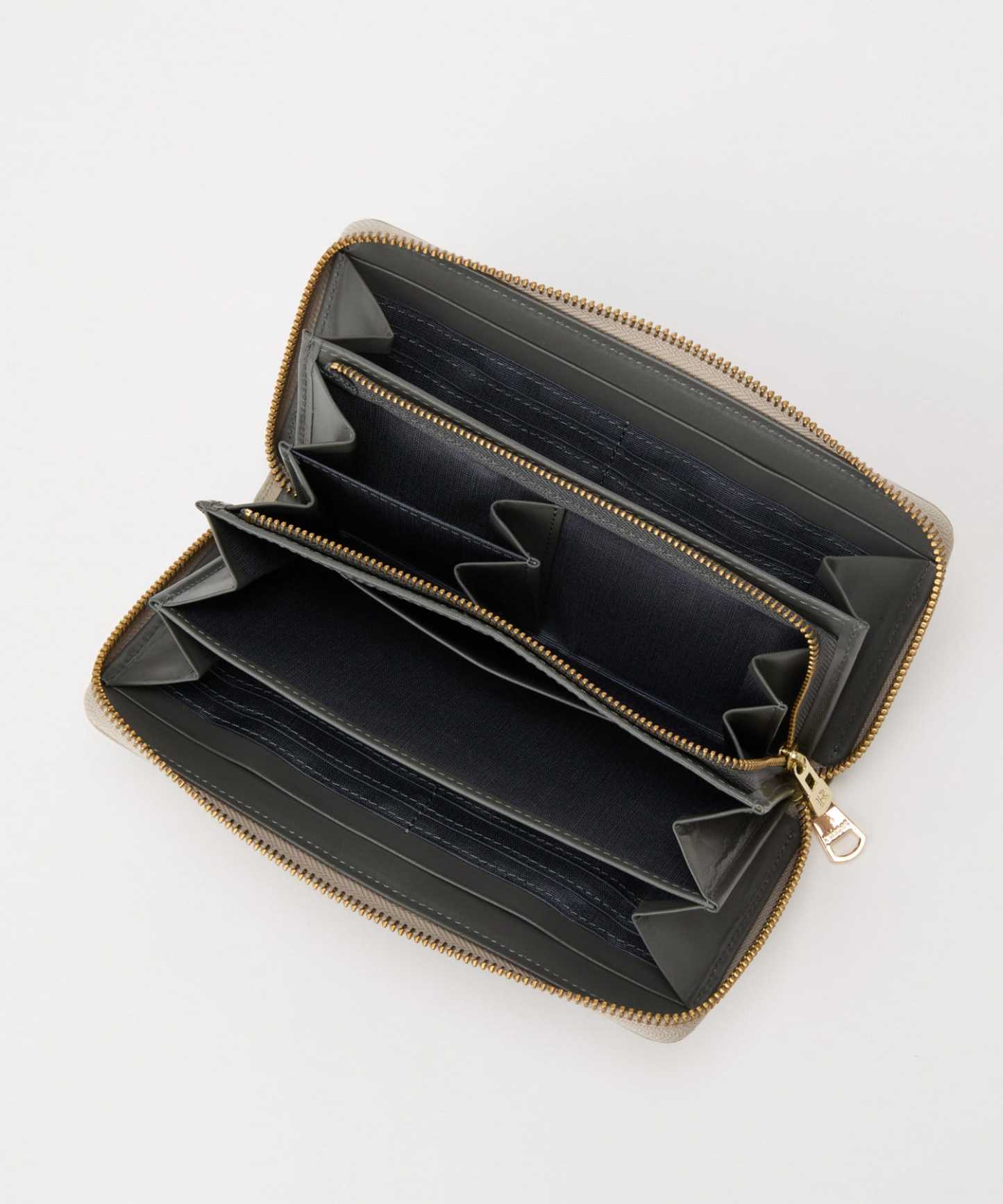 Russet Monogram Plate Round Zip Wallet