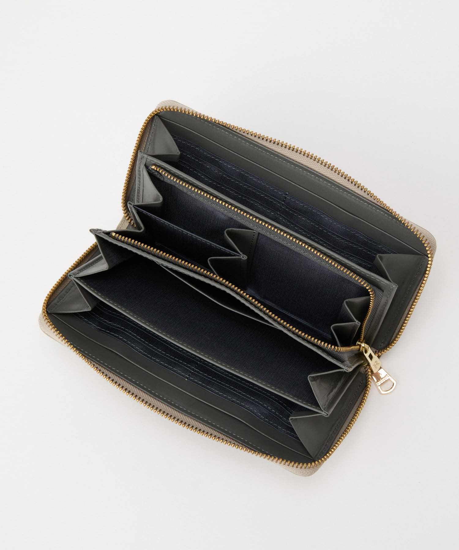 Russet Monogram Plate Round Zip Wallet