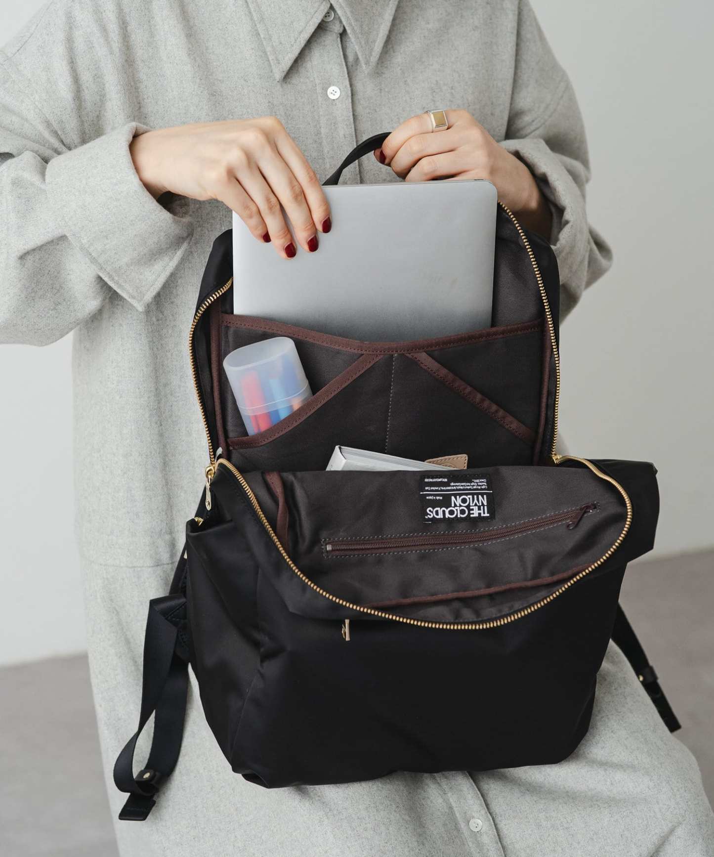 Russet Multifunctional backpack