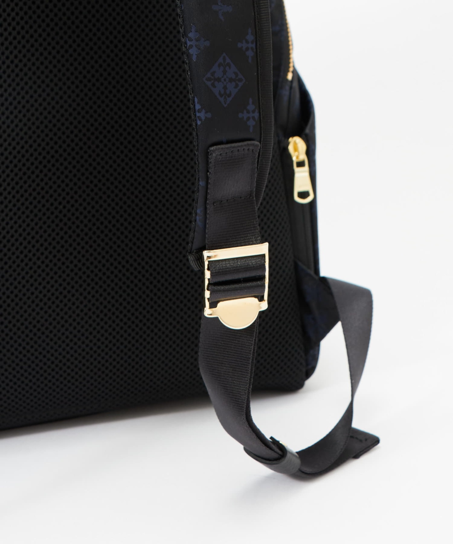 Russet Multifunctional backpack