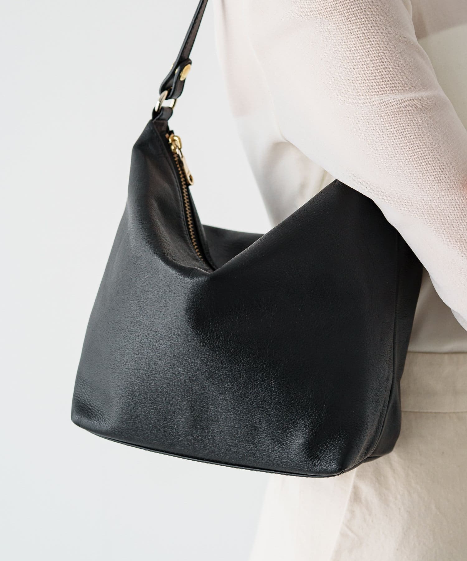 Russet Soft leather simple shoulder bag