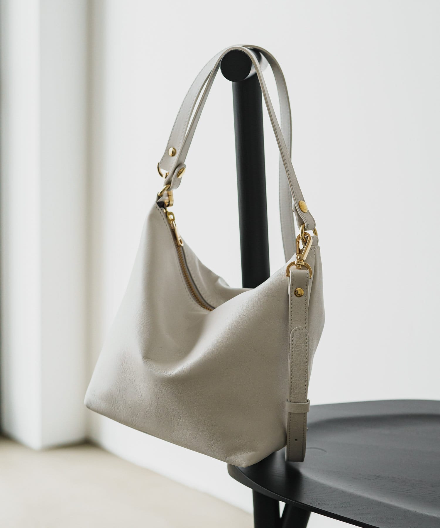 Russet Soft leather simple shoulder bag