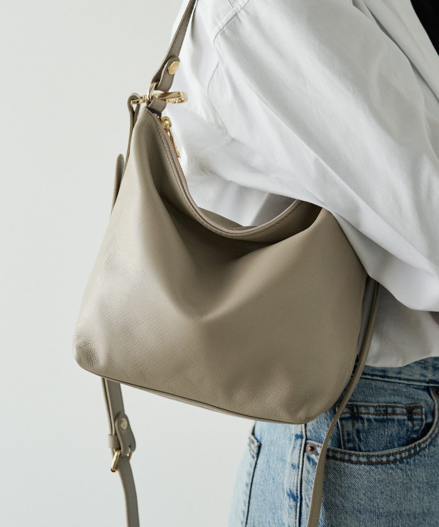 Russet Soft leather simple shoulder bag