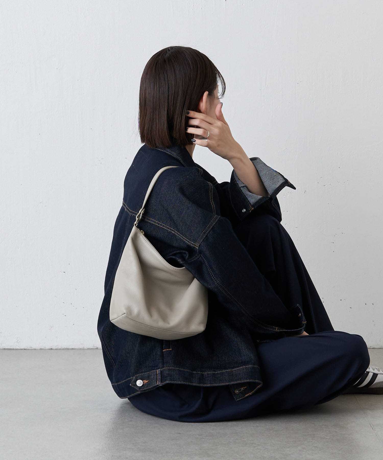 Russet Soft leather simple shoulder bag