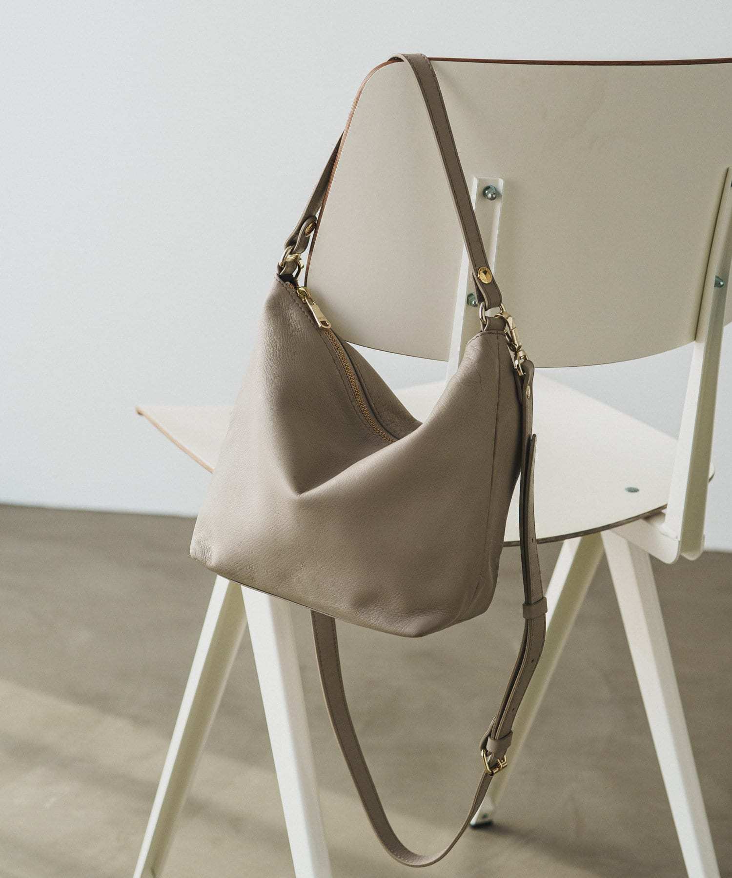 Russet Soft leather simple shoulder bag