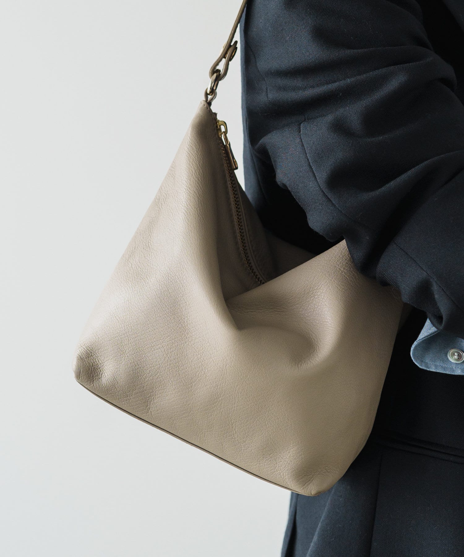 Russet Soft leather simple shoulder bag