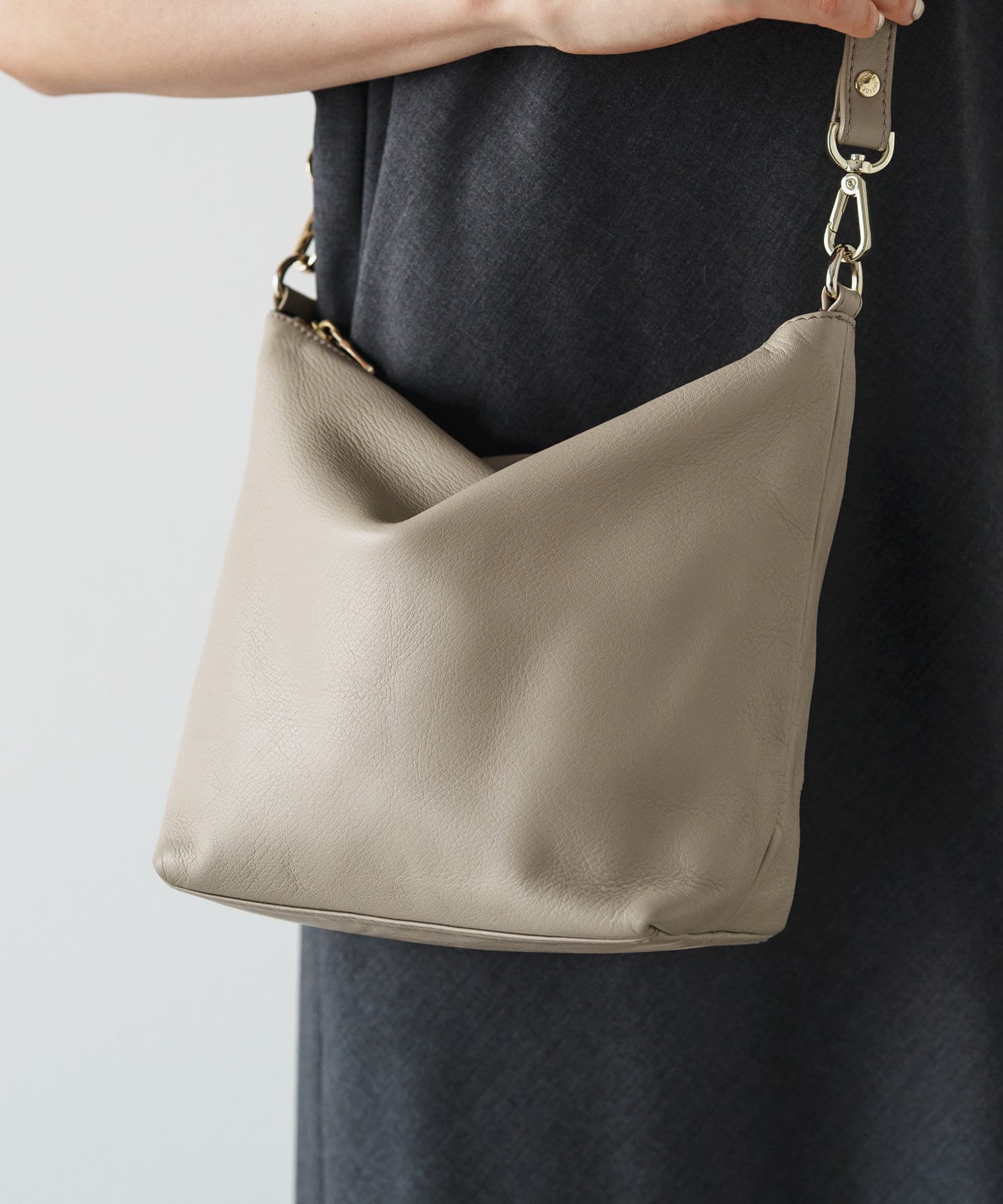 Russet Soft leather simple shoulder bag