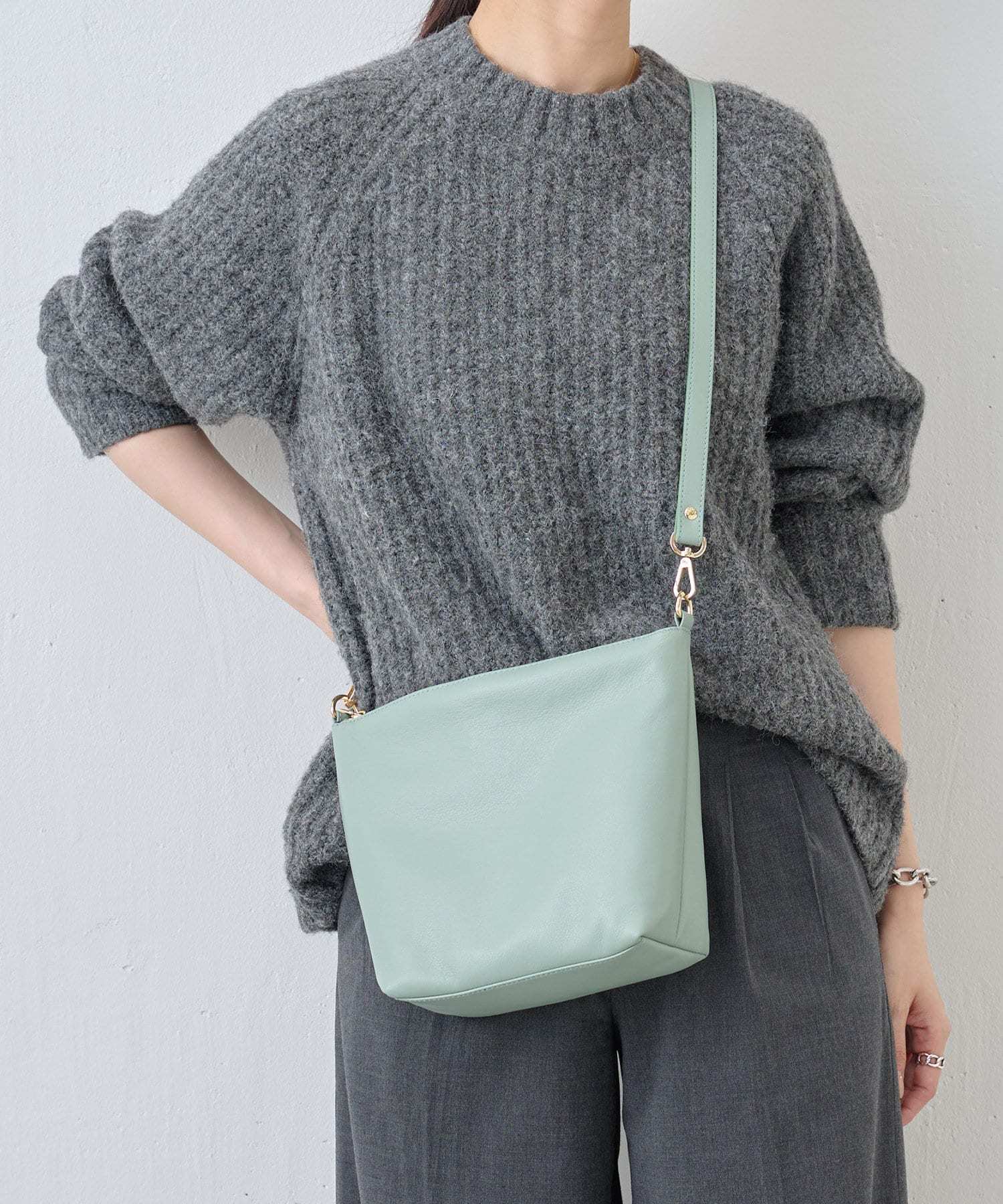 Russet Soft leather simple shoulder bag