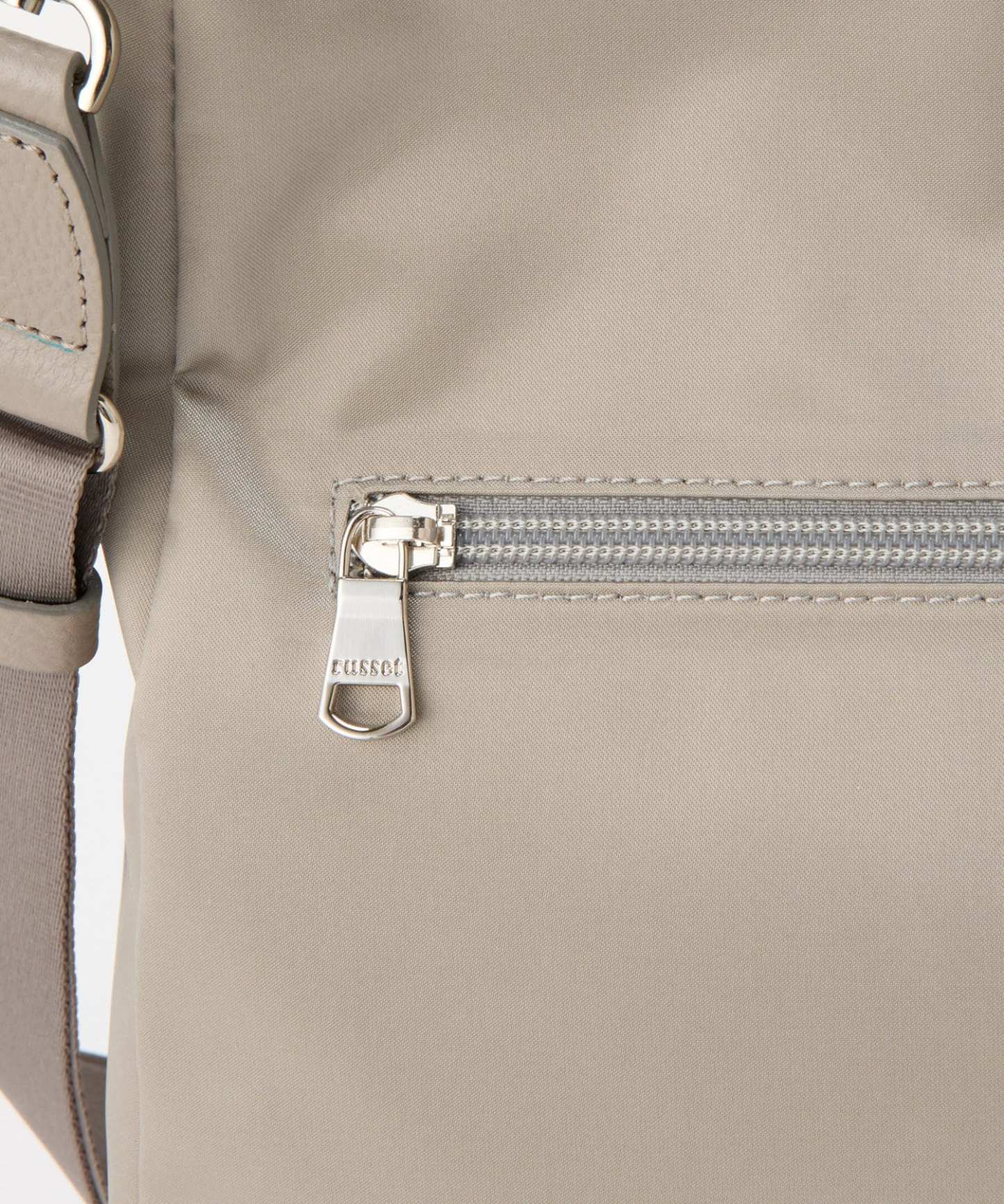 *4-6 WEEKS* (1468)Russet Clouds nylon large shoulder bag