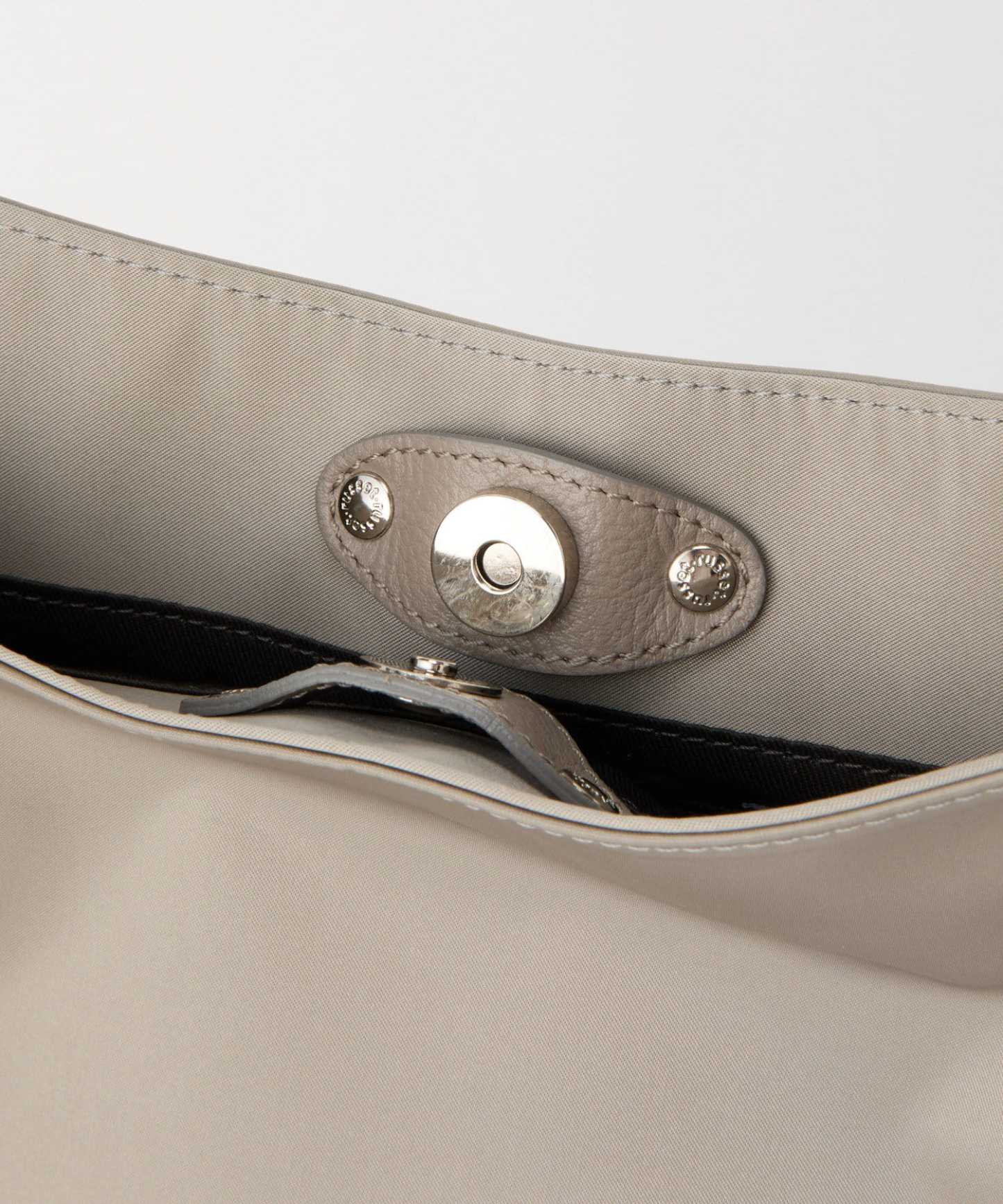 *4-6 WEEKS* (1468)Russet Clouds nylon large shoulder bag