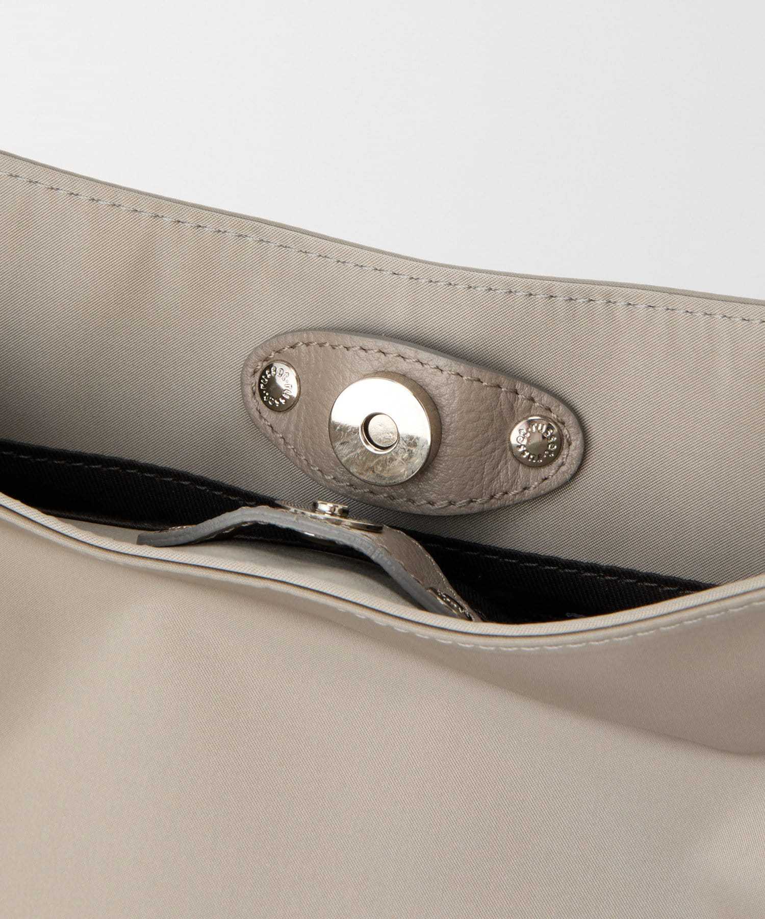 *4-6 WEEKS* (1468)Russet Clouds nylon large shoulder bag