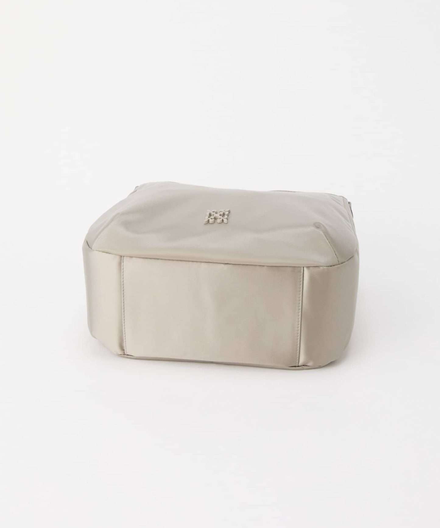*4-6 WEEKS* (1468)Russet Clouds nylon large shoulder bag