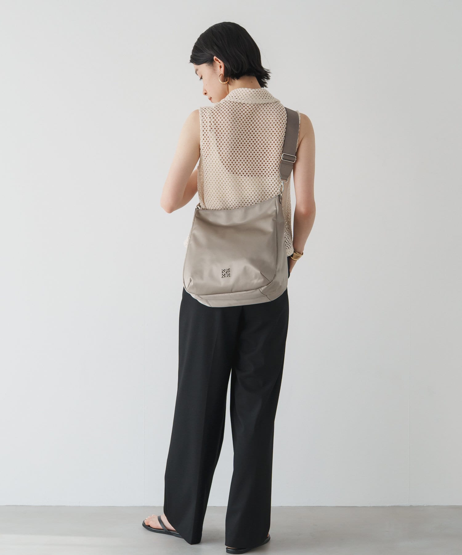 *4-6 WEEKS* (1468)Russet Clouds nylon large shoulder bag