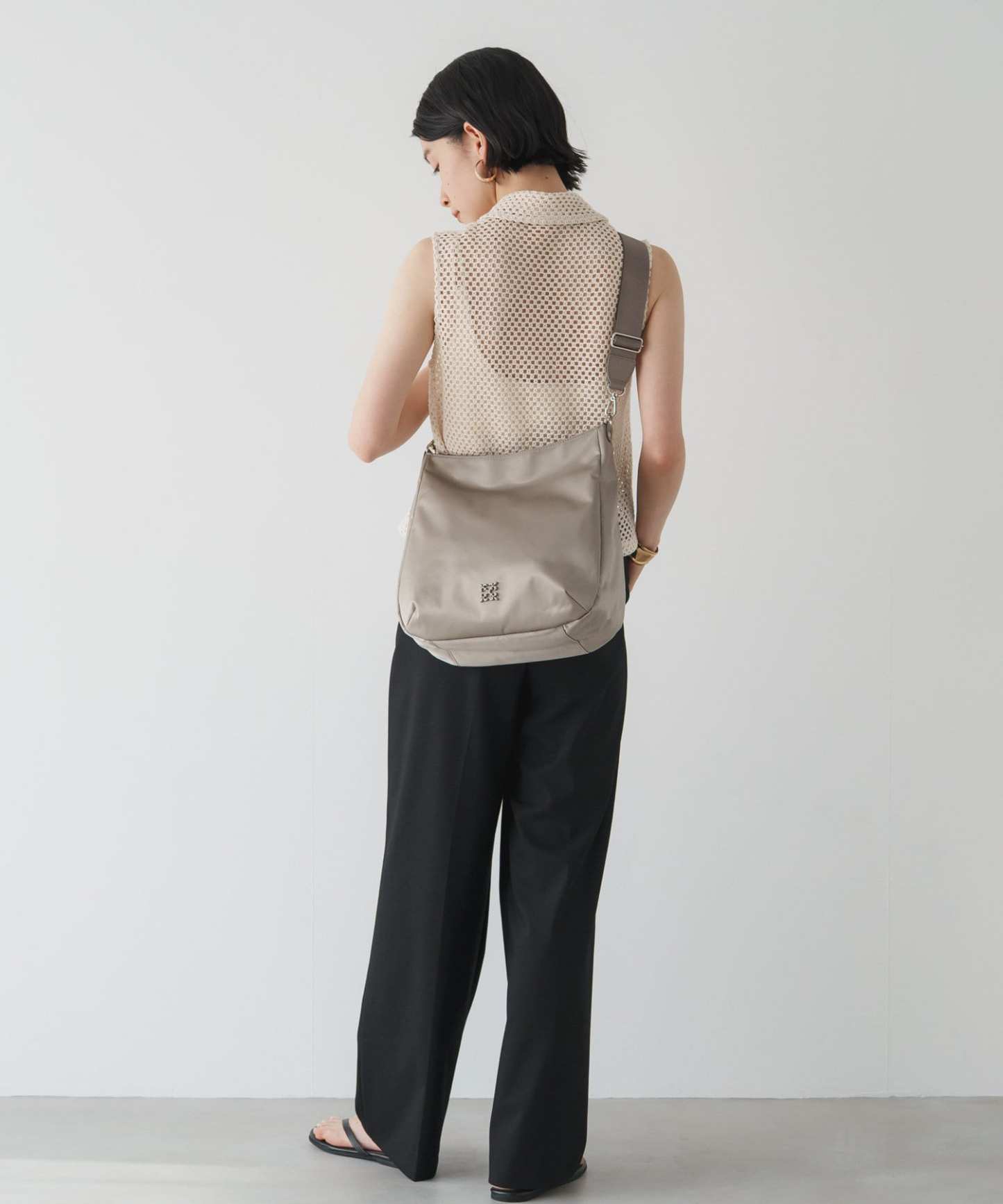 *4-6 WEEKS* (1468)Russet Clouds nylon large shoulder bag