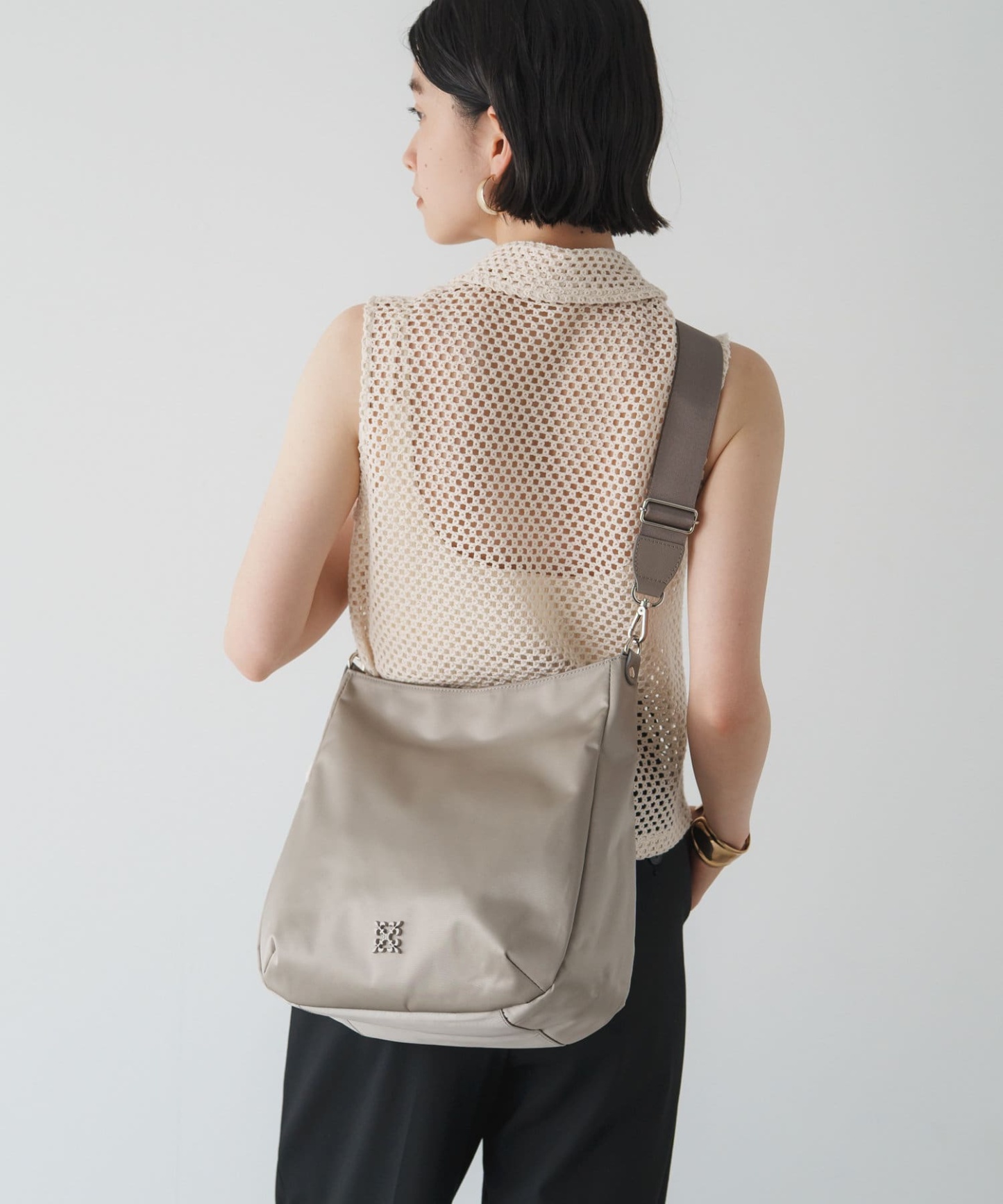 *4-6 WEEKS* (1468)Russet Clouds nylon large shoulder bag