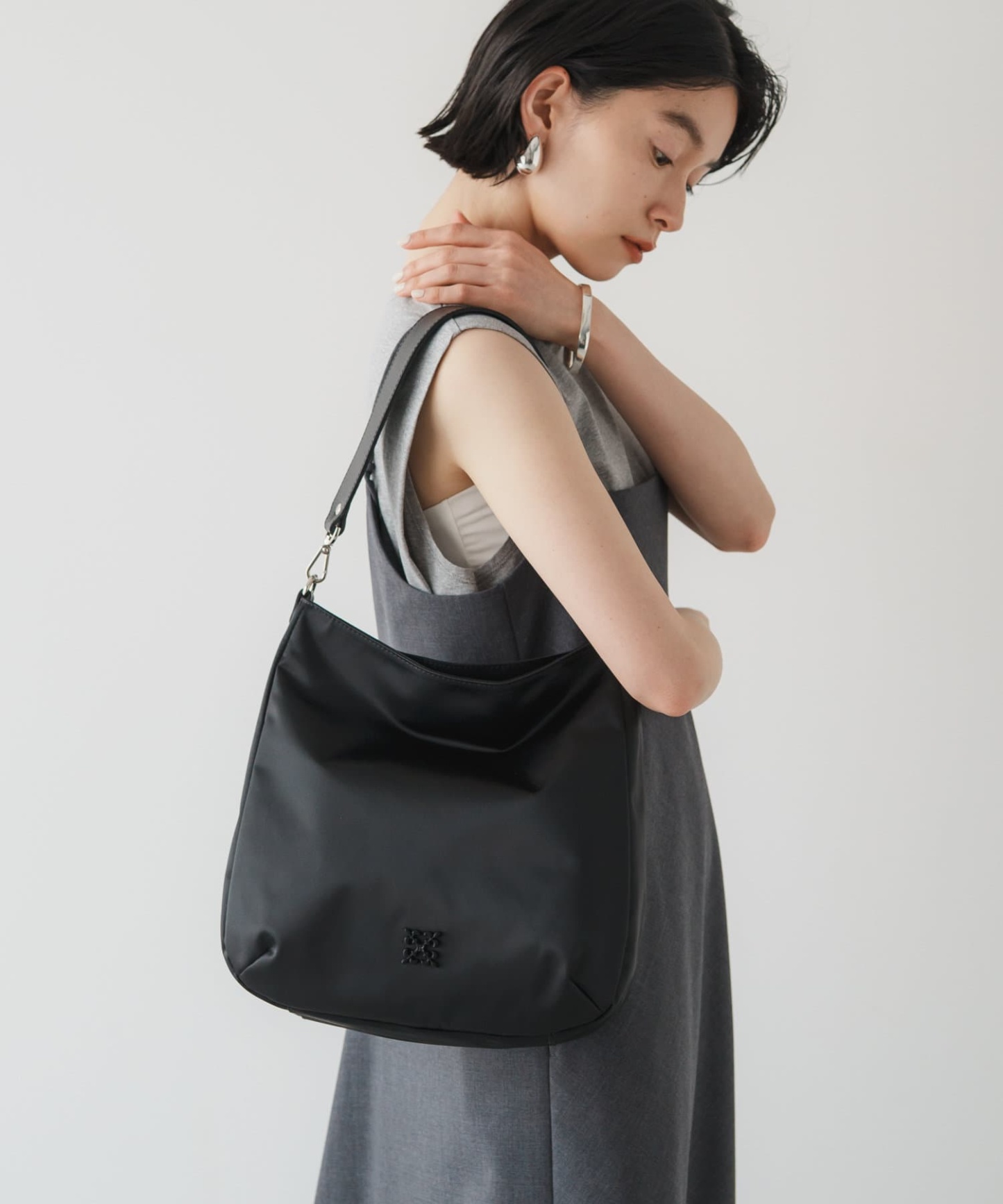 *4-6 WEEKS* (1468)Russet Clouds nylon large shoulder bag