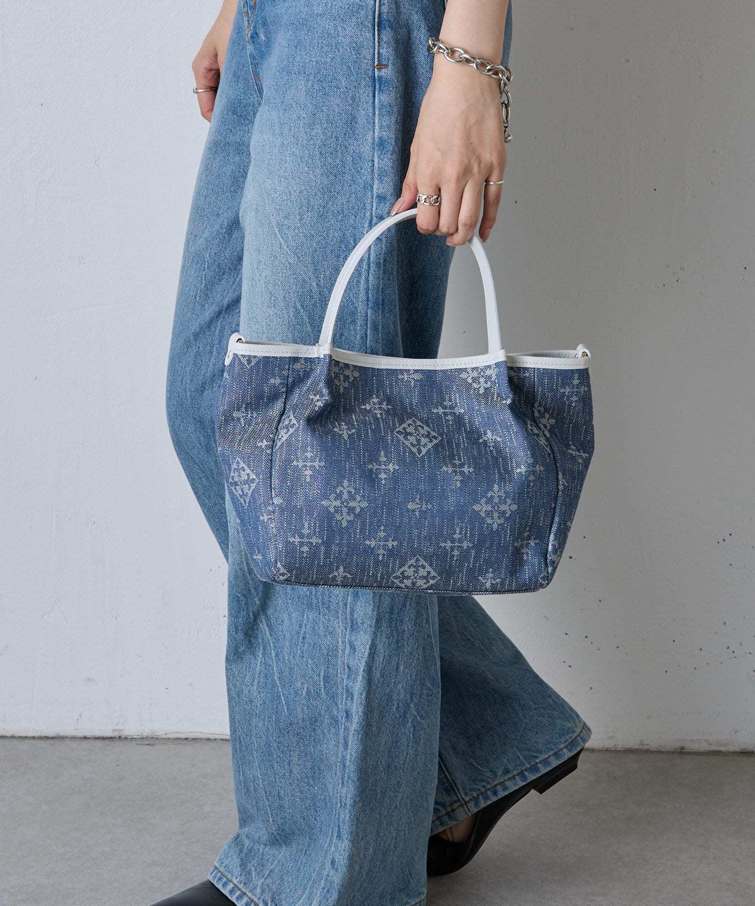 *4-6 WEEKS* (1465)Russet [Denim jacquard] 2way mini tote bag Indigo